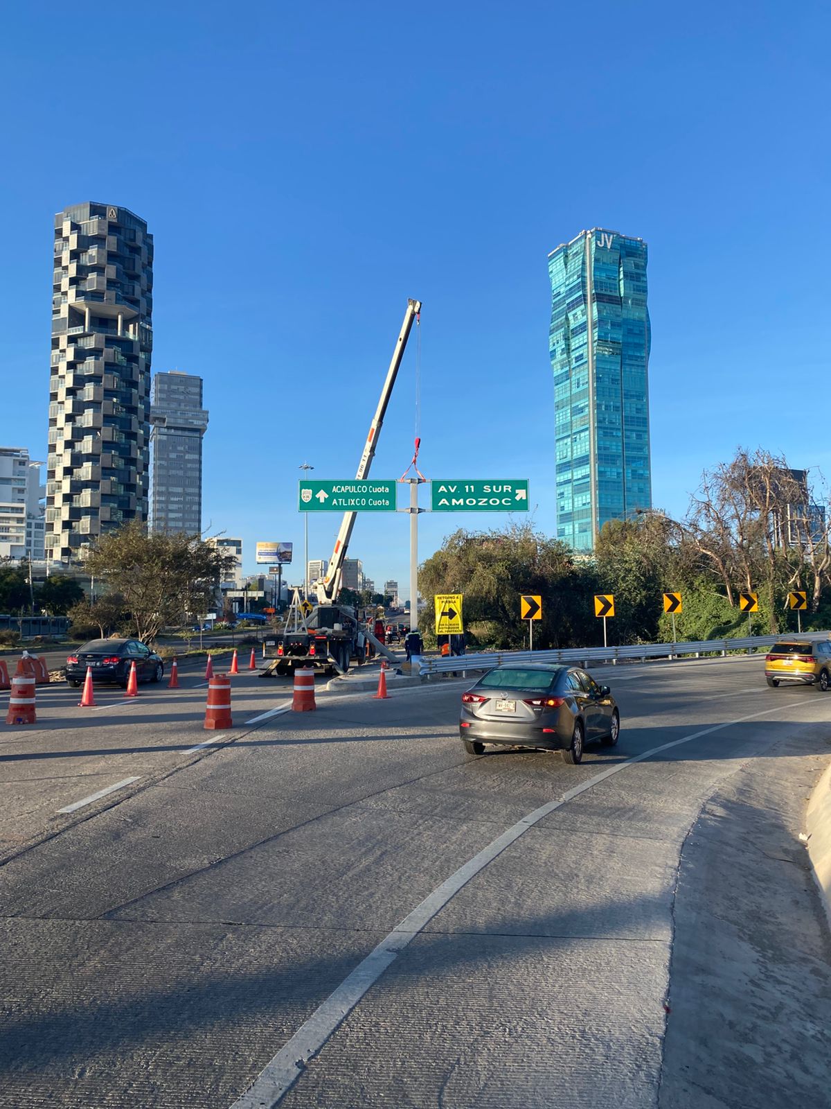 Señalamiento vertical y de protección de obra en Puebla