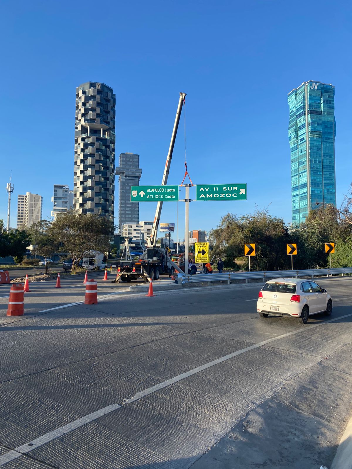 Señalamiento vertical y de protección de obra en Puebla